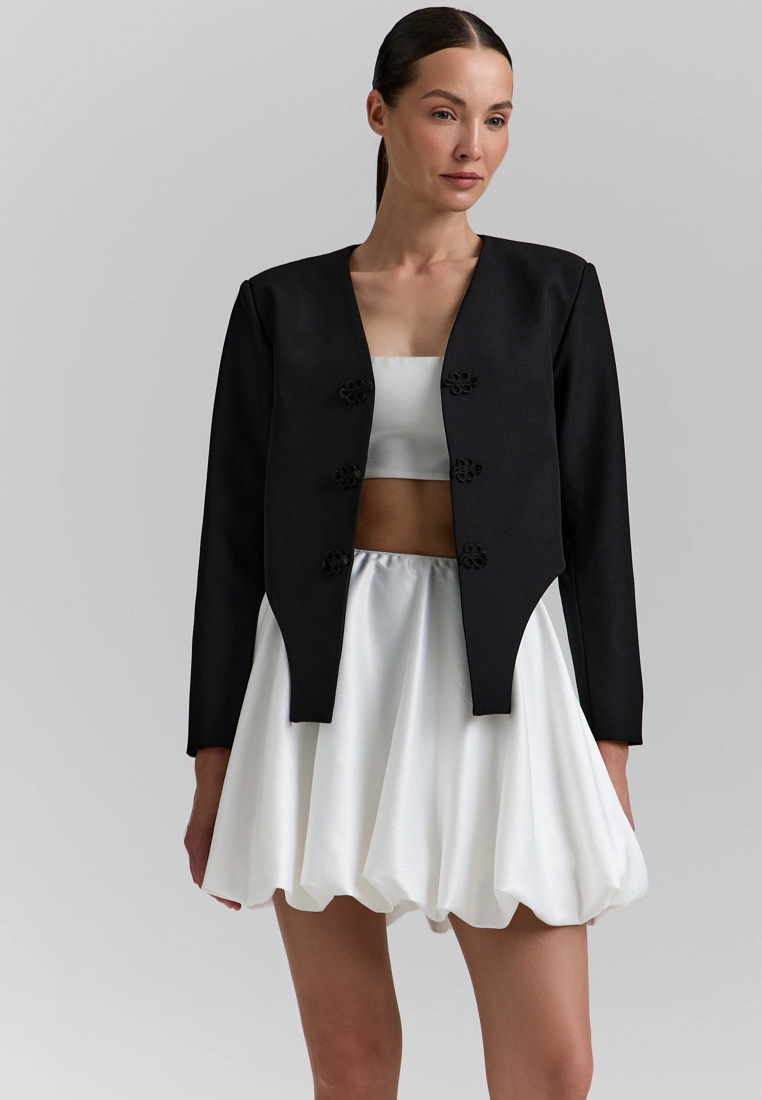 Cropped Collarless Jacket — Чёрный
