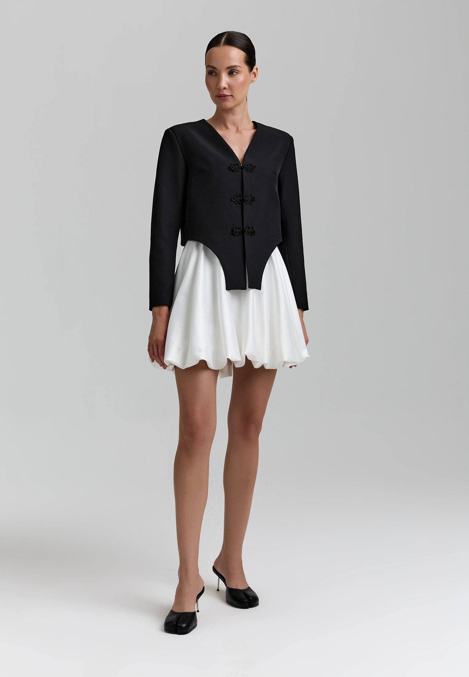 Cropped Collarless Jacket — Чёрный