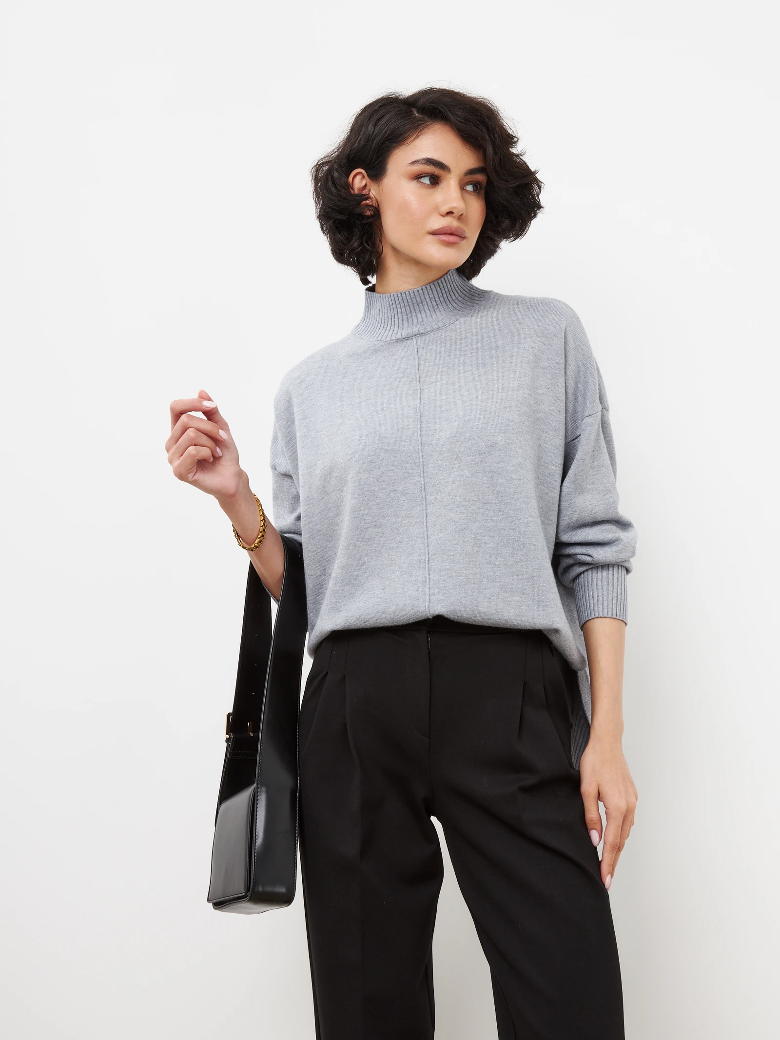 Mock-Neck Sweater — Светло-серый