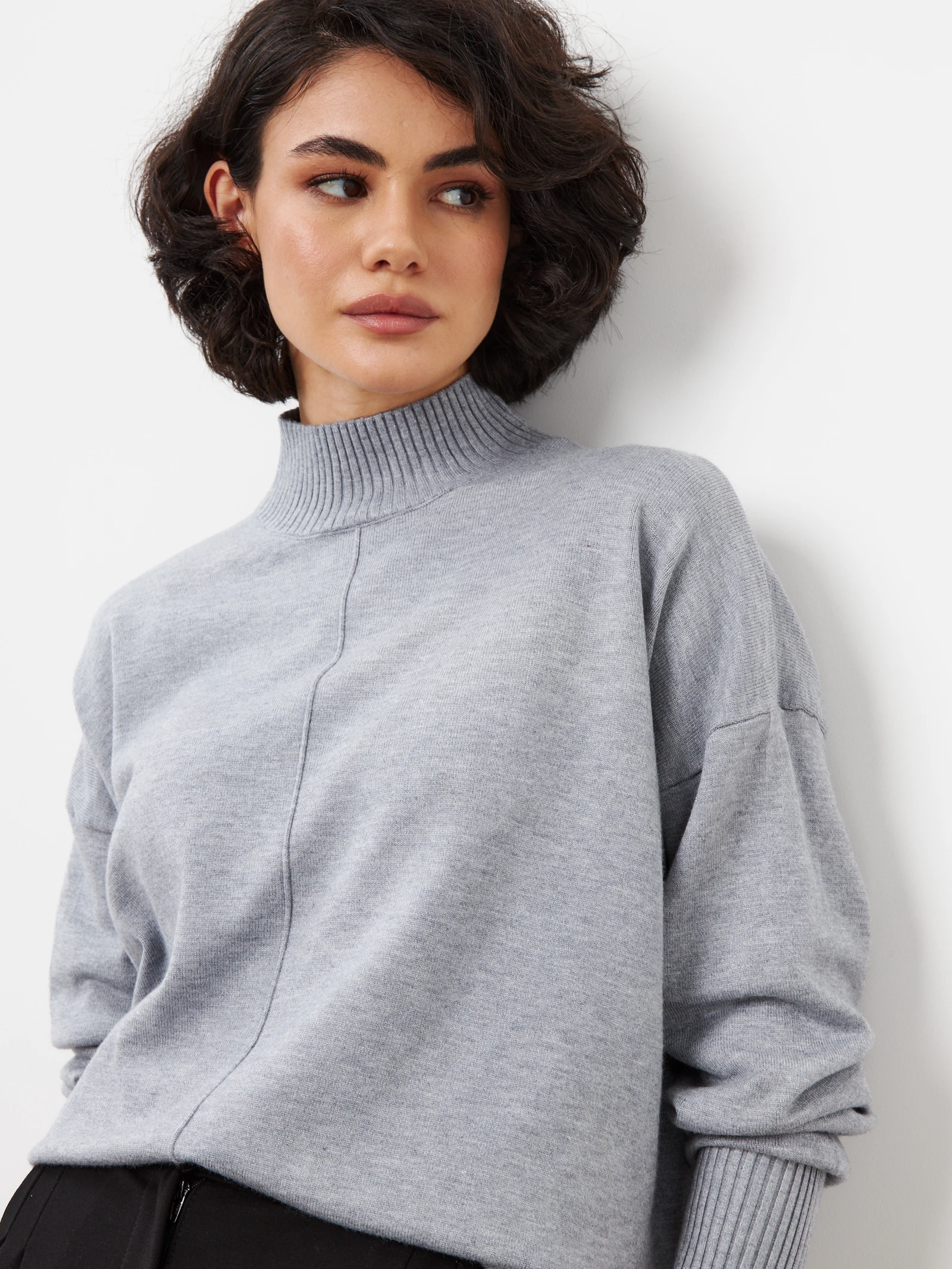 Mock-Neck Sweater — Светло-серый