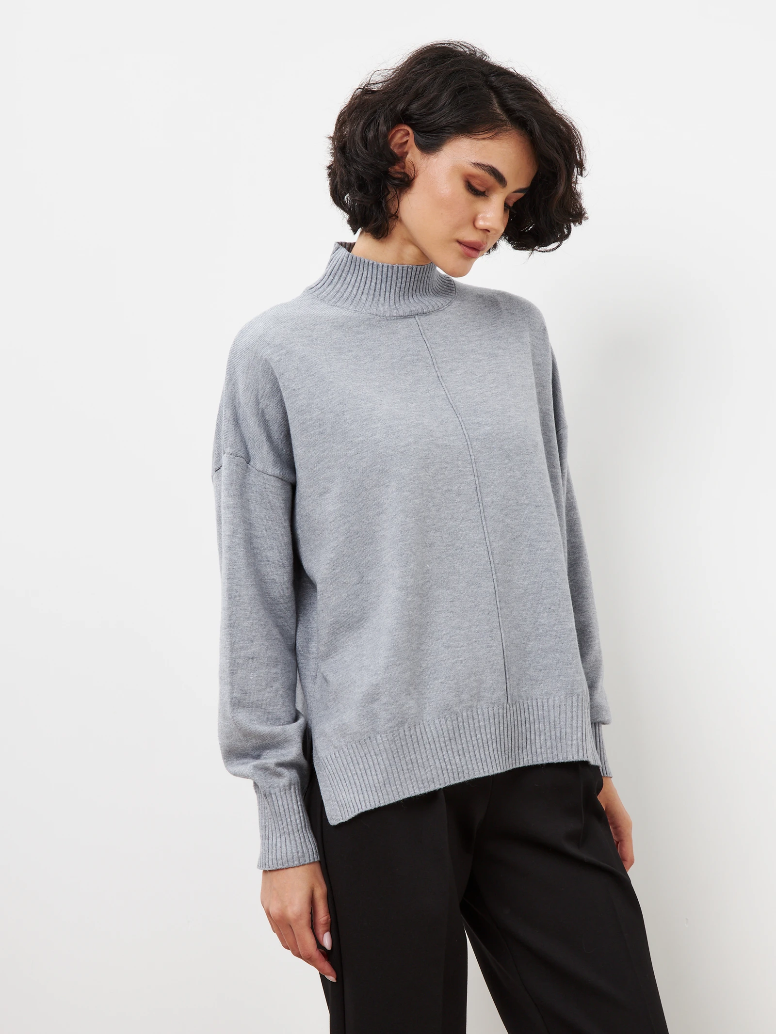 Mock-Neck Sweater — Светло-серый