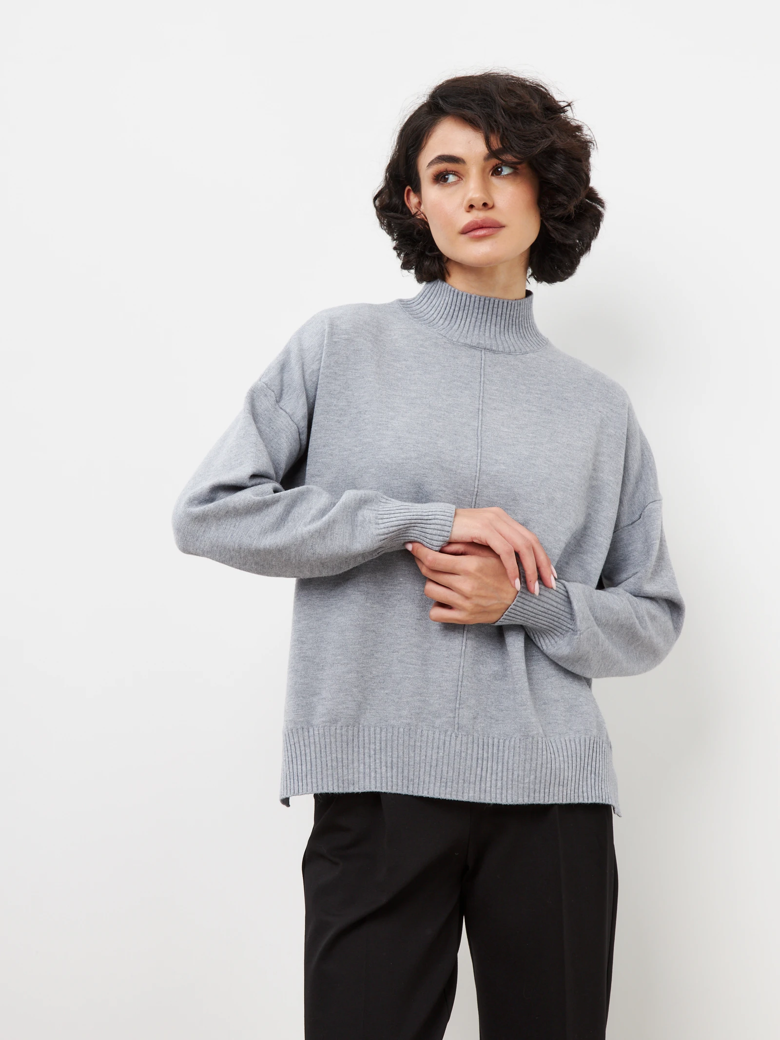 Mock-Neck Sweater — Светло-серый