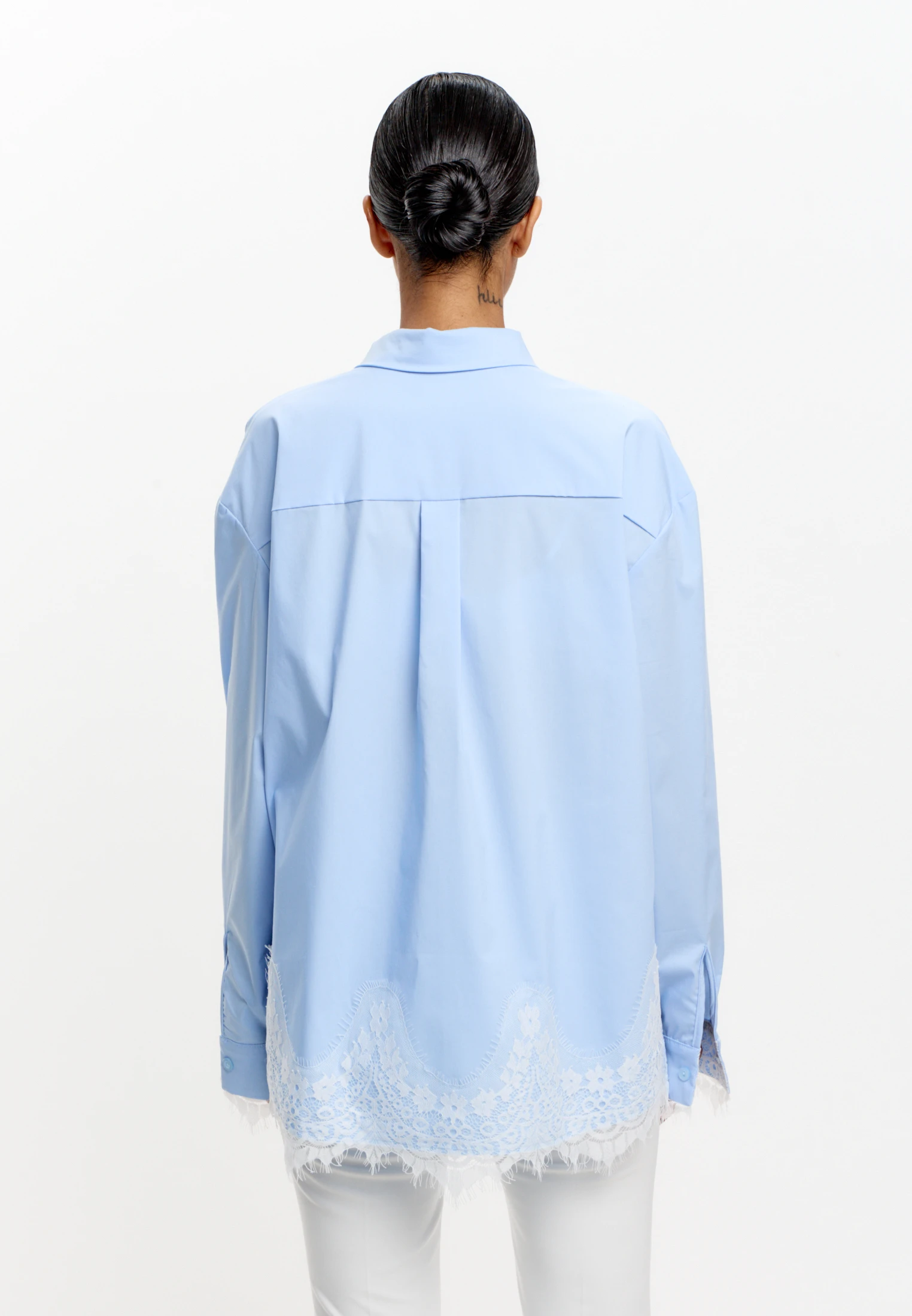 Oversized Lace-Hem Shirt — Голубой