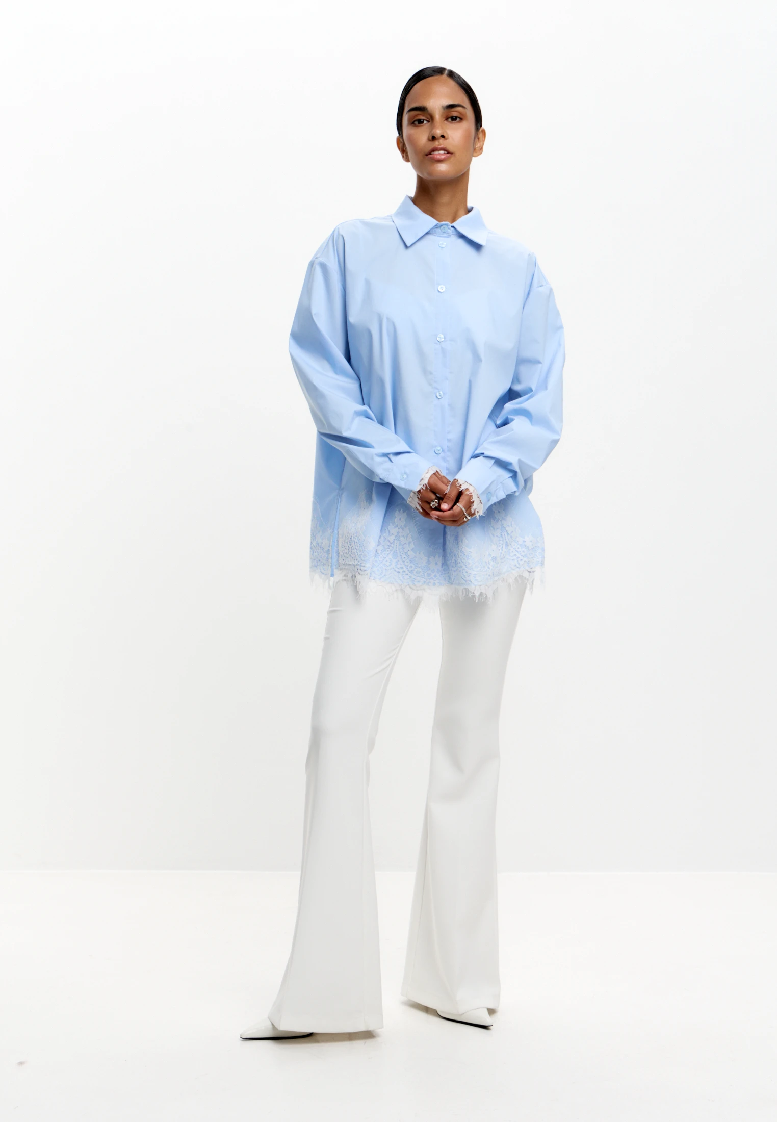Oversized Lace-Hem Shirt — Голубой