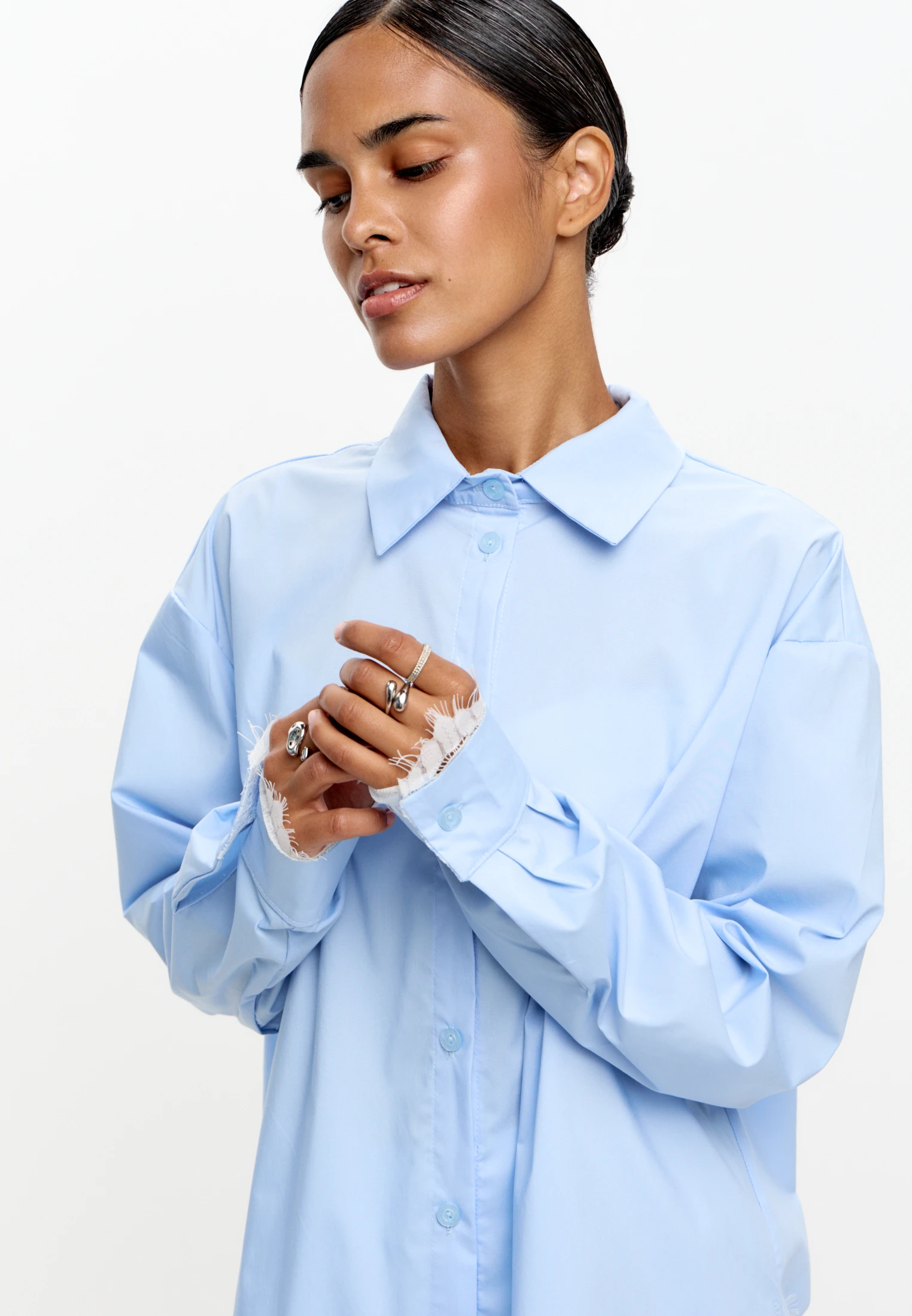 Oversized Lace-Hem Shirt — Голубой