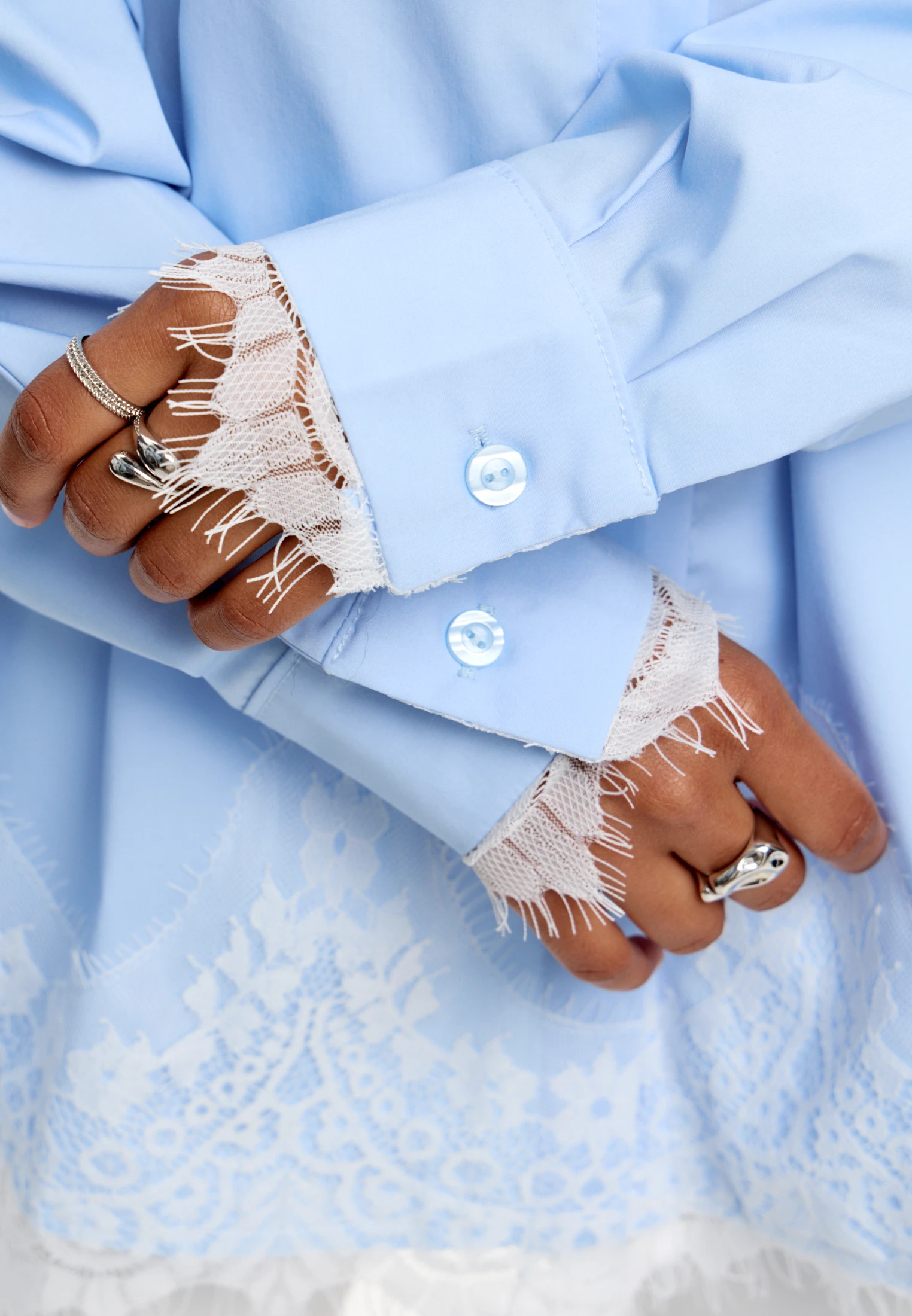 Oversized Lace-Hem Shirt — Голубой